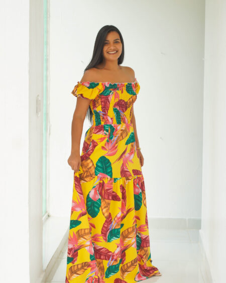 Vestido largo color amarillo con estampados tropicales 307365