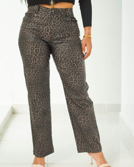 Pantalon con estampado en animal print