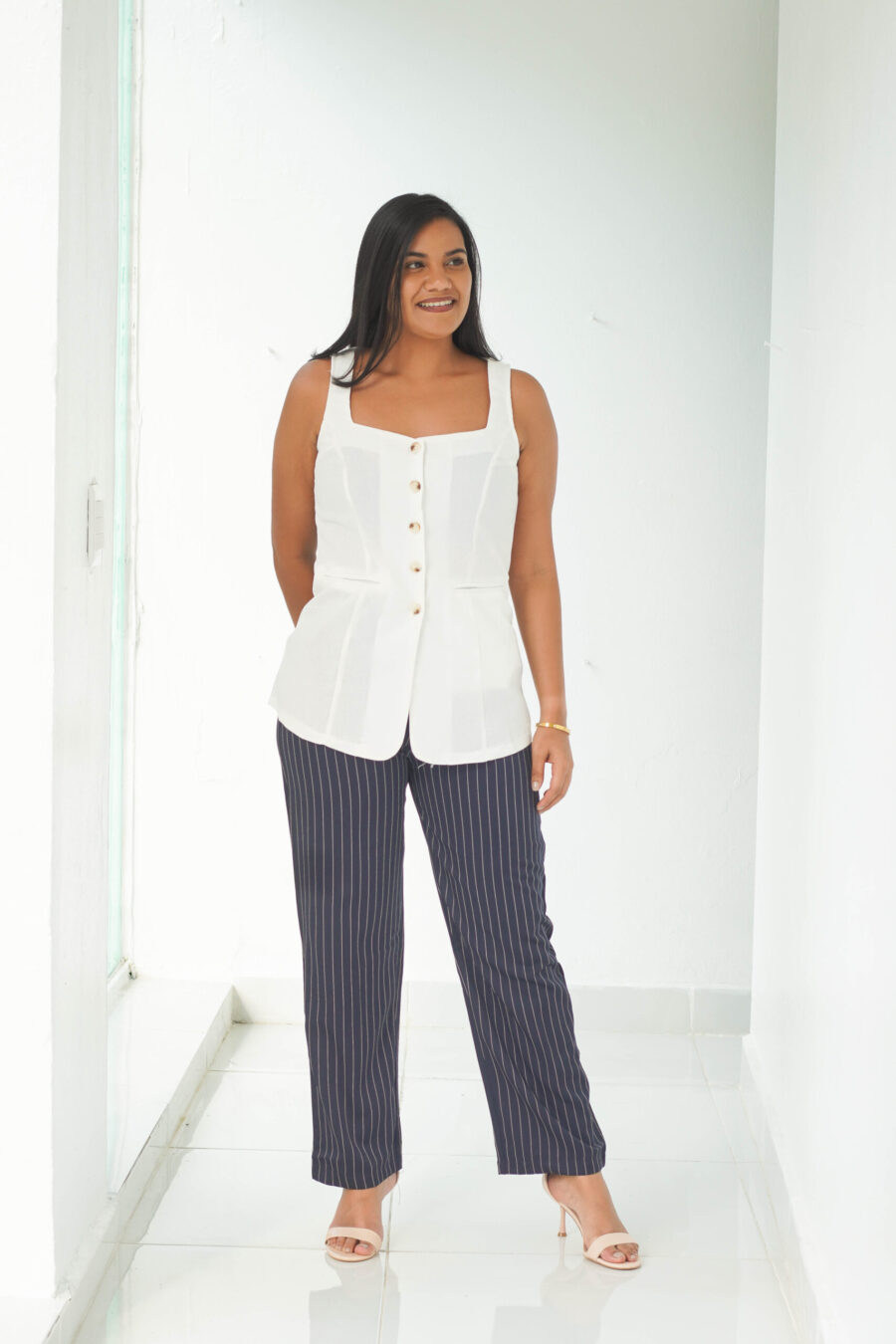 blusa estilo chaleco vest - Imagen 5