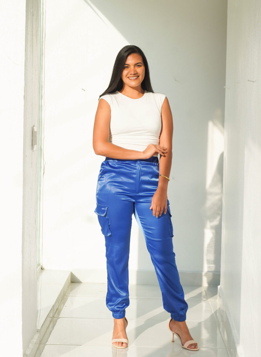 Pantalon cargo en satin azul - Imagen 2