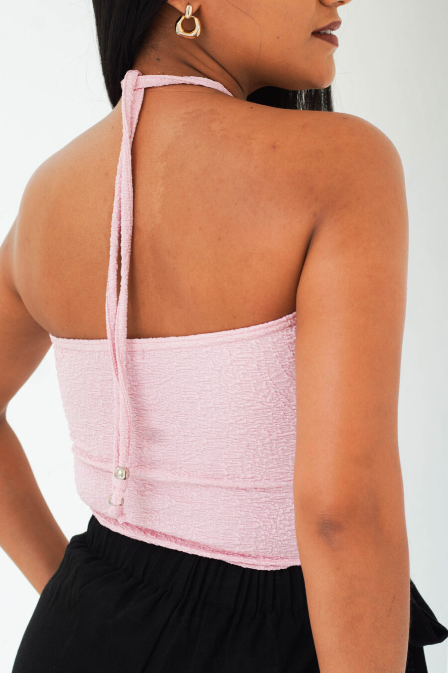 Body amarrado en el cuello con detalle de flor - Imagen 4