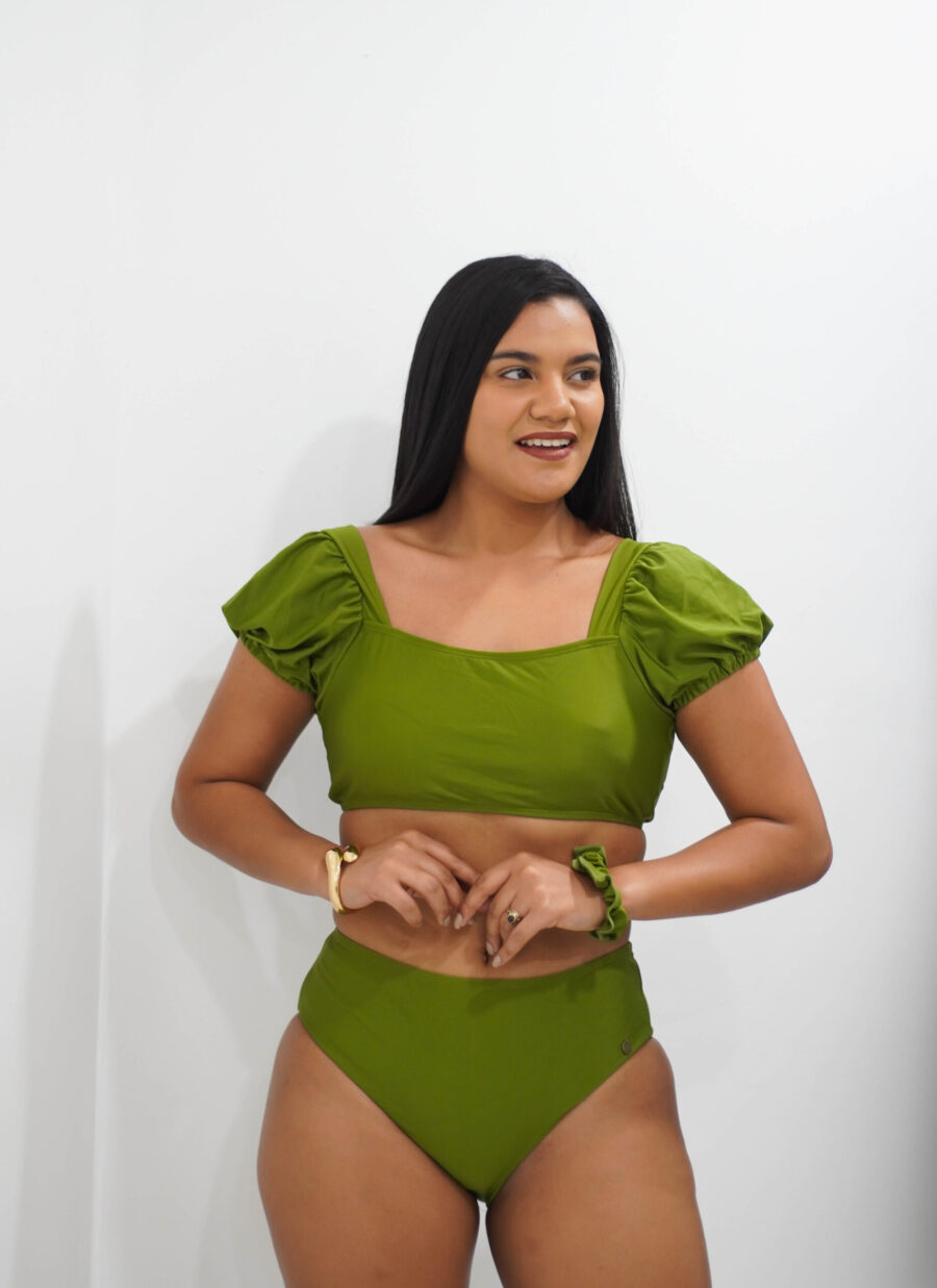 Traje se baño de dos piezas con manga