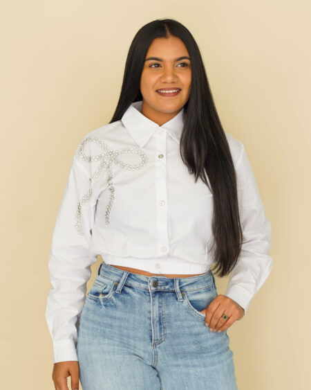 Camisa coquette con detalles en pedrerias 315327