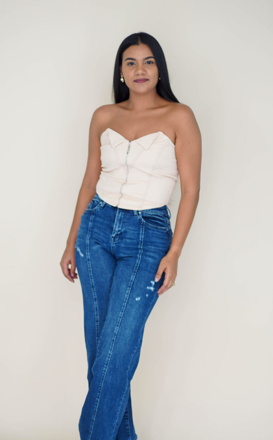 Corset con detalle de ziper crema
