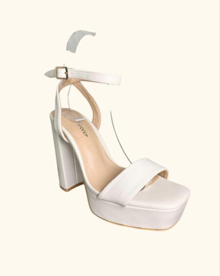 Zapatilla de tacón alto con plataforma